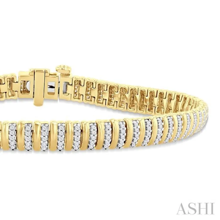 1 Ctw Ribbed Round Cut Diamond Bracelet in 10K Yellow Gold