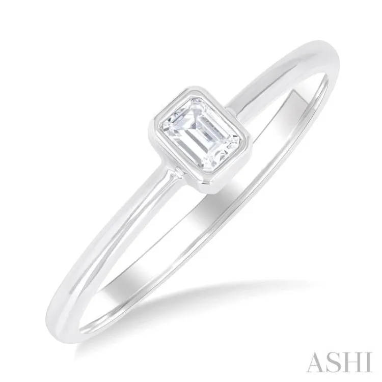 1/6 Ctw Petite Bezel Set Emerald Cut Diamond Fashion Ring in 10K White Gold