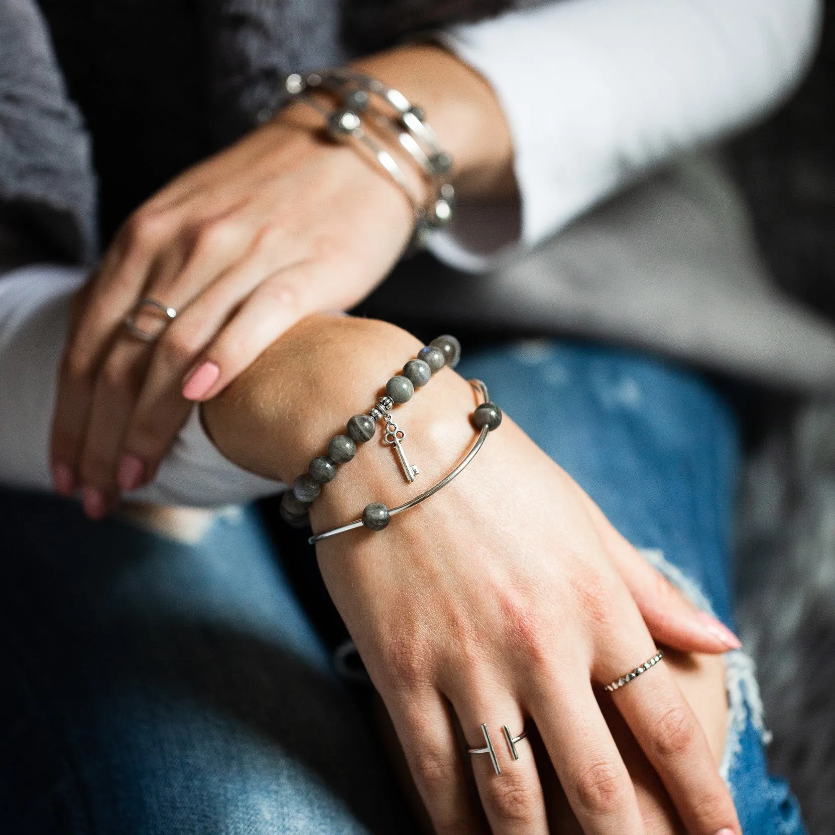 Angel Wing | Stone Beaded Charm Bracelet | Howlite