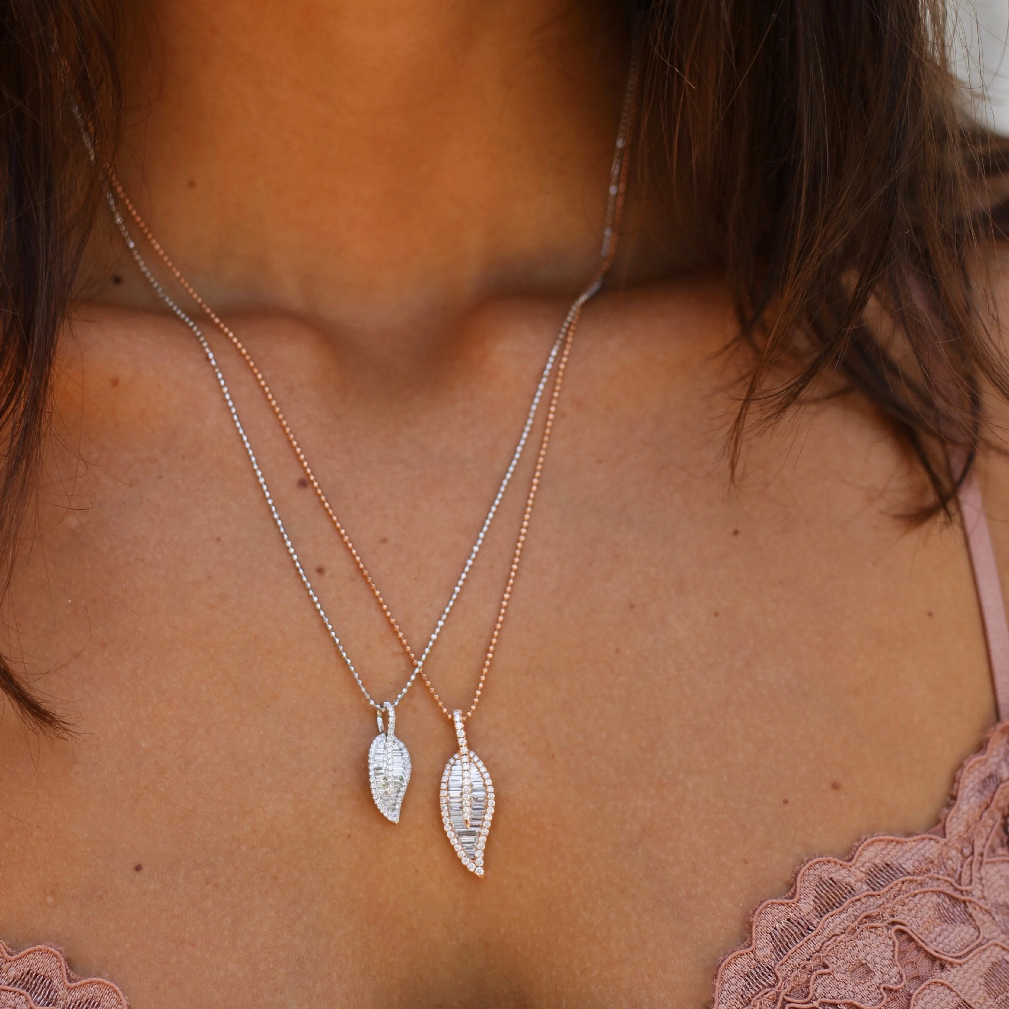 CLASSIC LEAF DIAMOND NECKLACE