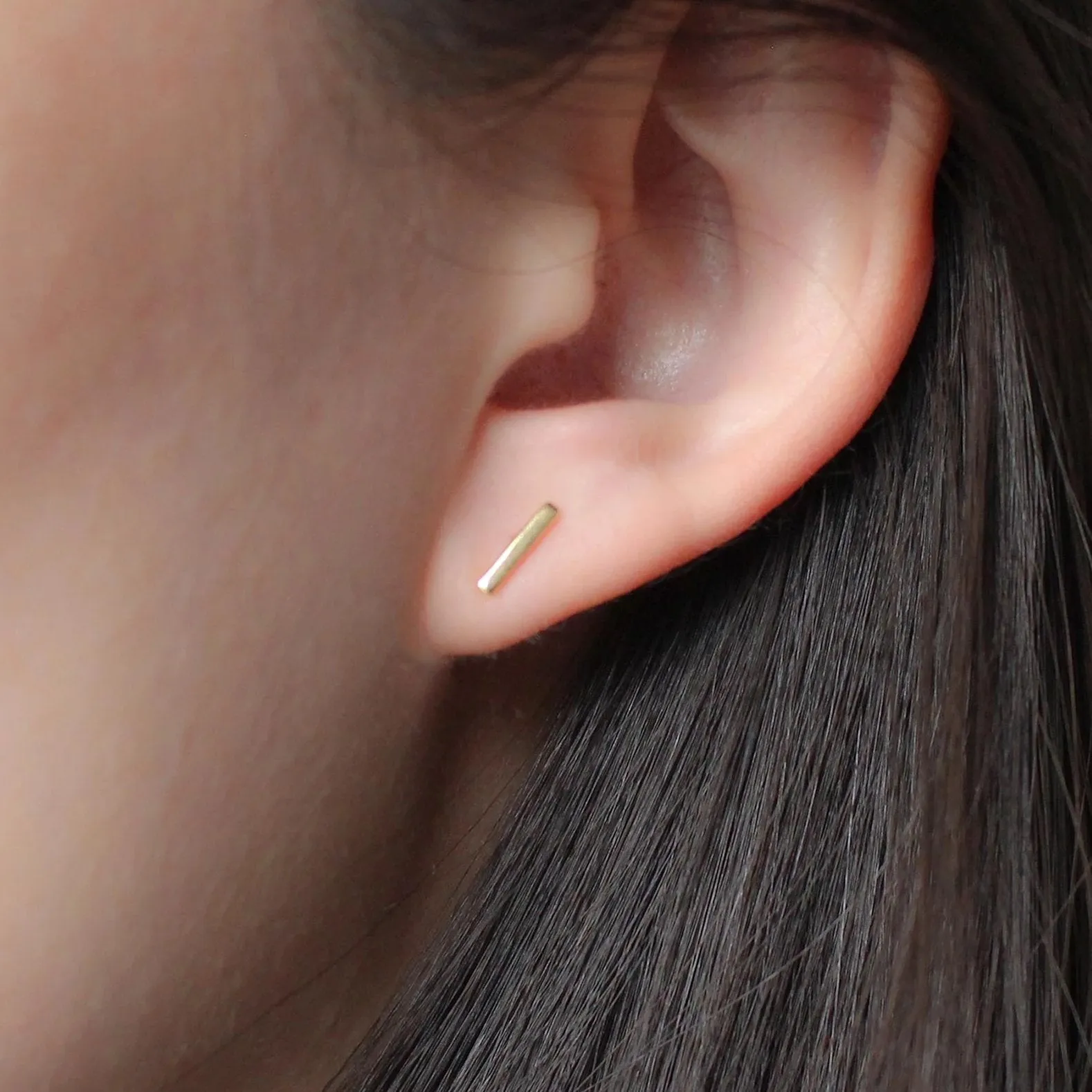 Dainty Bar Studs