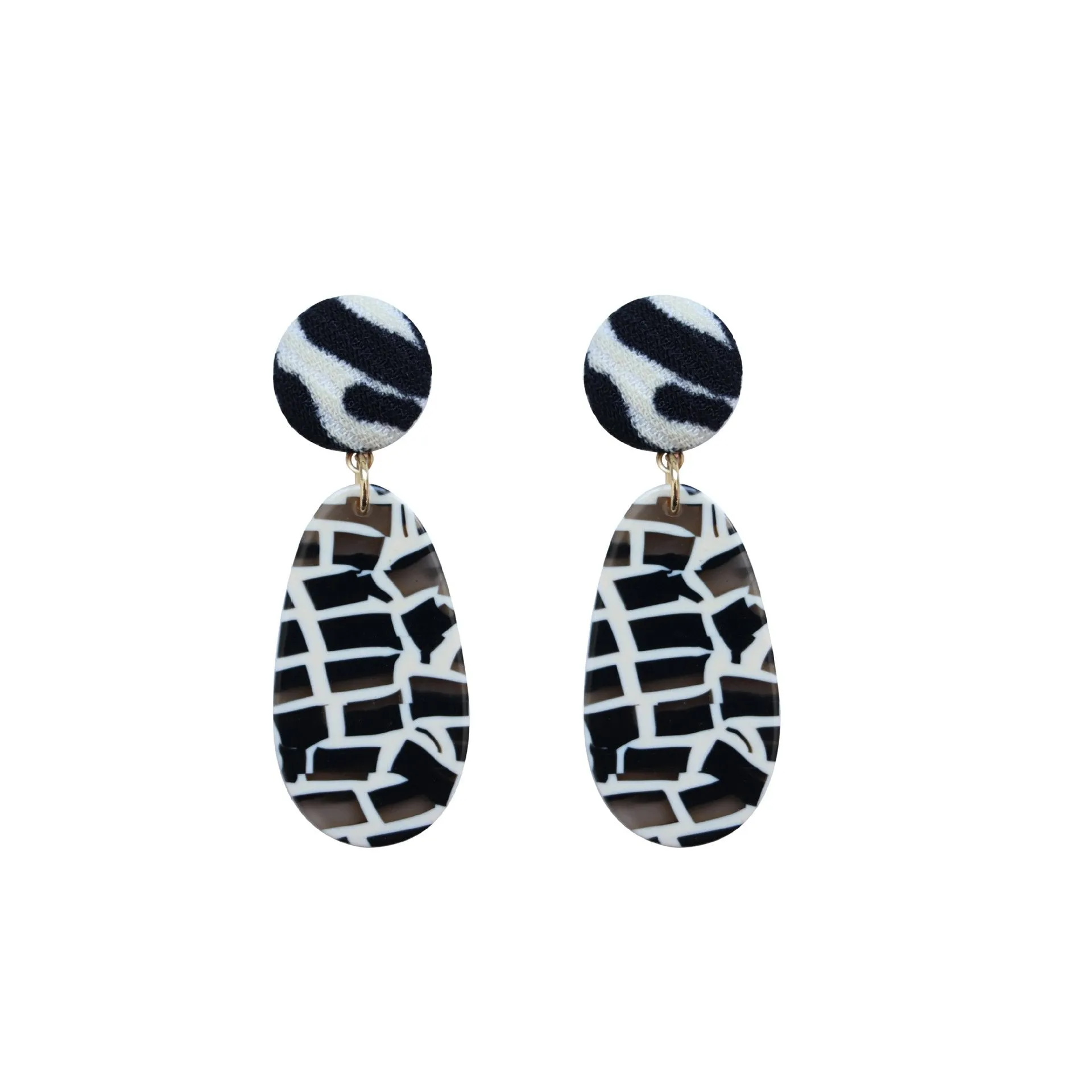 just-lil-things-pin-earring-black-earring-jlt10554