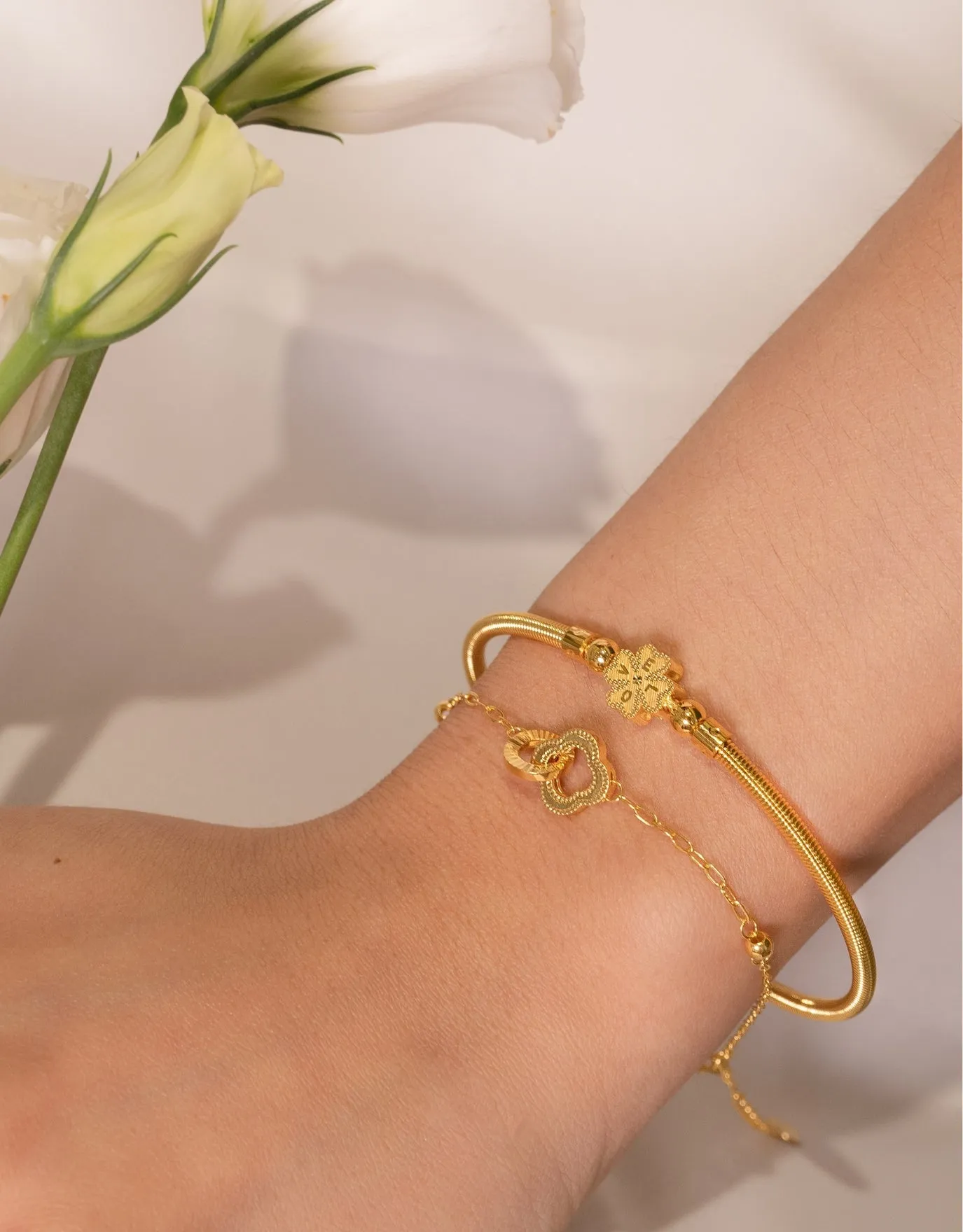 LVC 9IN Evangeline 999 Gold Bracelet