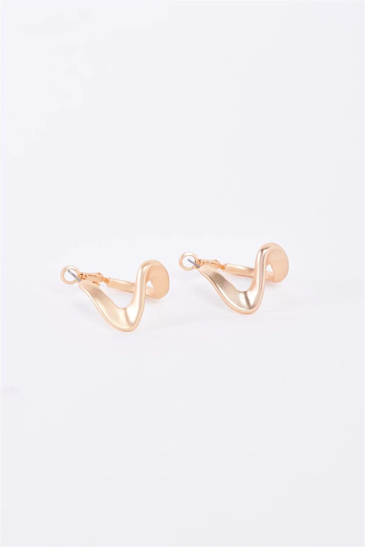 Matte Gold Zigzag Hoop Earrings