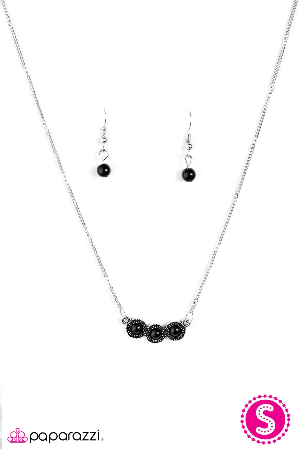 Open Door Jewelry - Country Classic - Black Necklace - Paparazzi Accessories