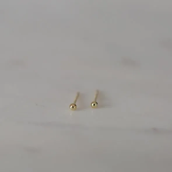 SOPHIE Store Blink Studs - Gold