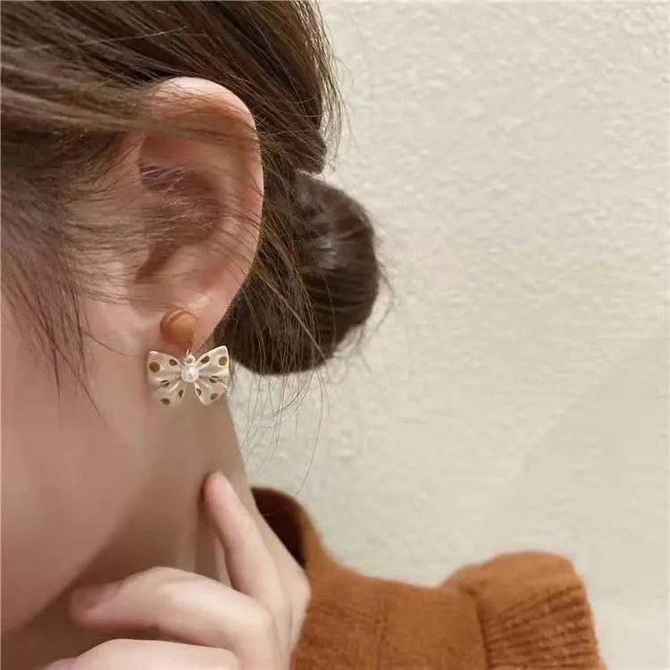 Women's Bow-knot Trendy Niche Design Earrings